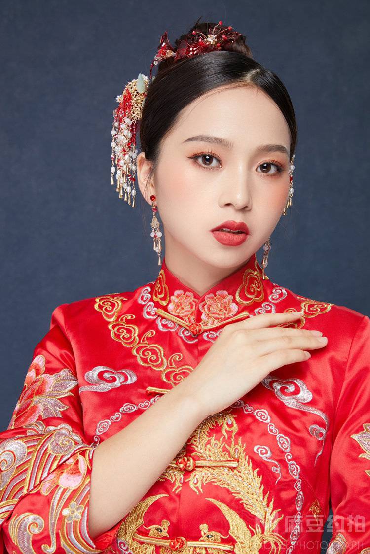 妆容模特