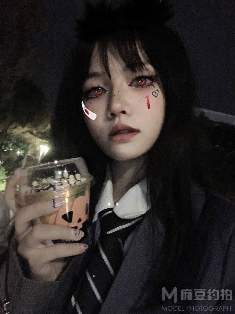 暗黑模特