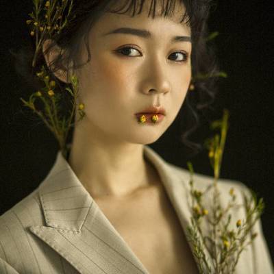 情绪模特