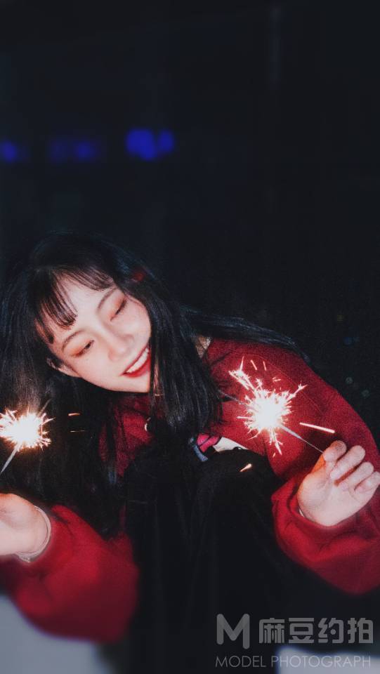 夜景模特