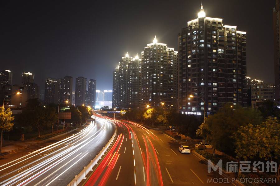 夜景模特