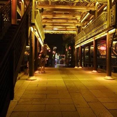 夜景模特