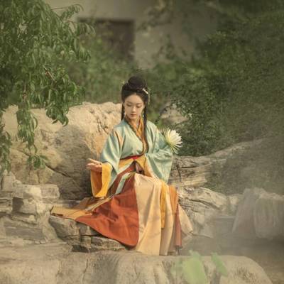 汉服模特