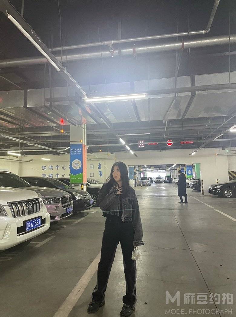 暗黑模特