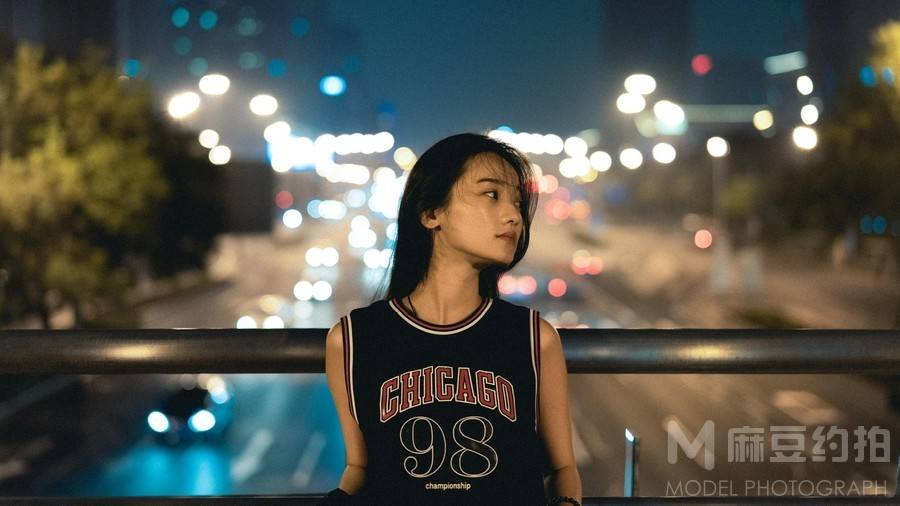 夜景模特