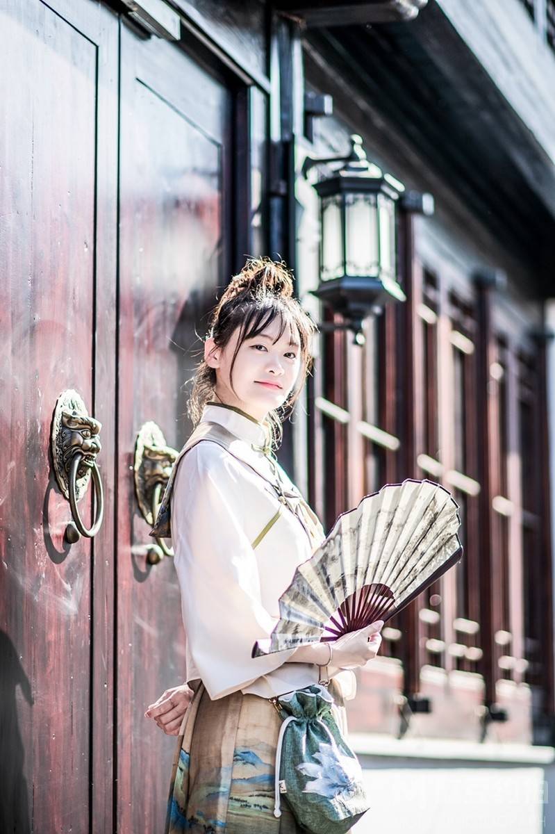 汉服模特