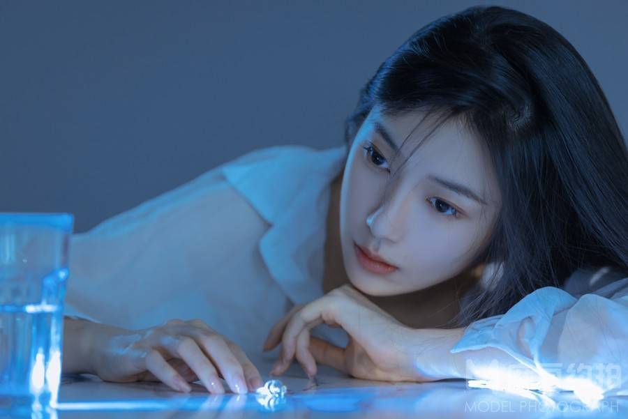 胶片模特