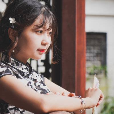 黑白模特