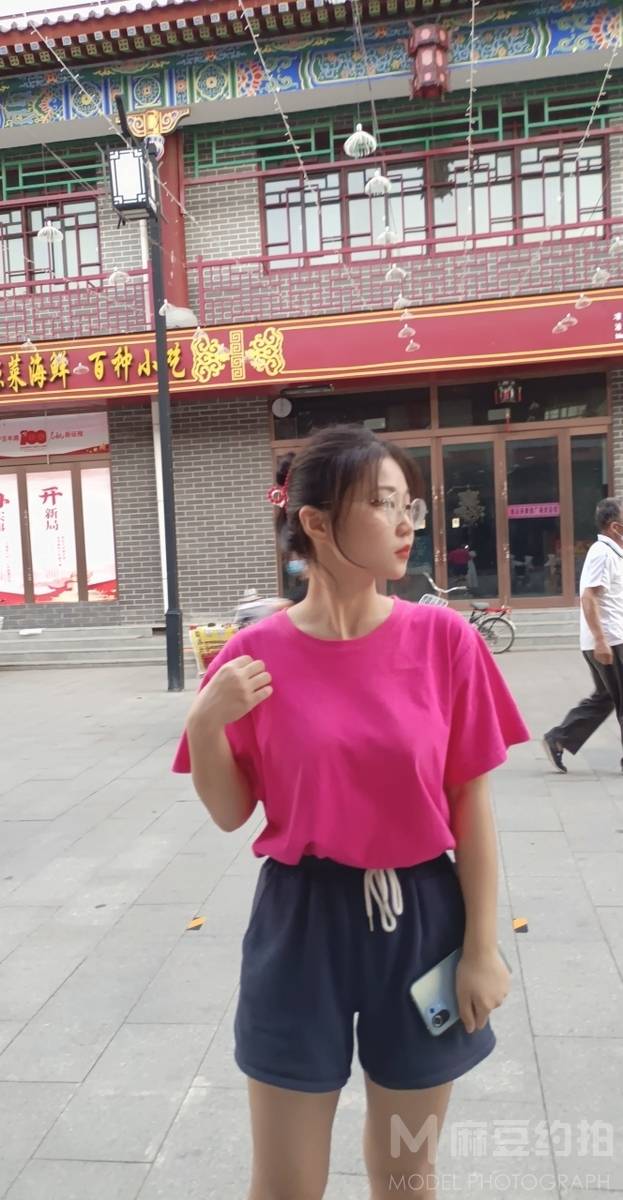 清新模特