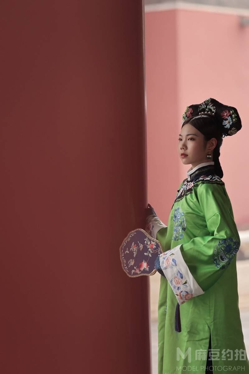 胶片模特