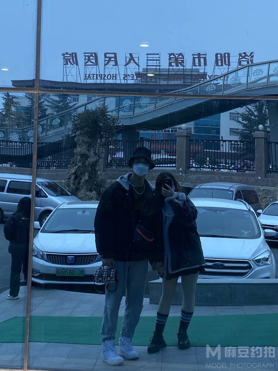 情侣模特