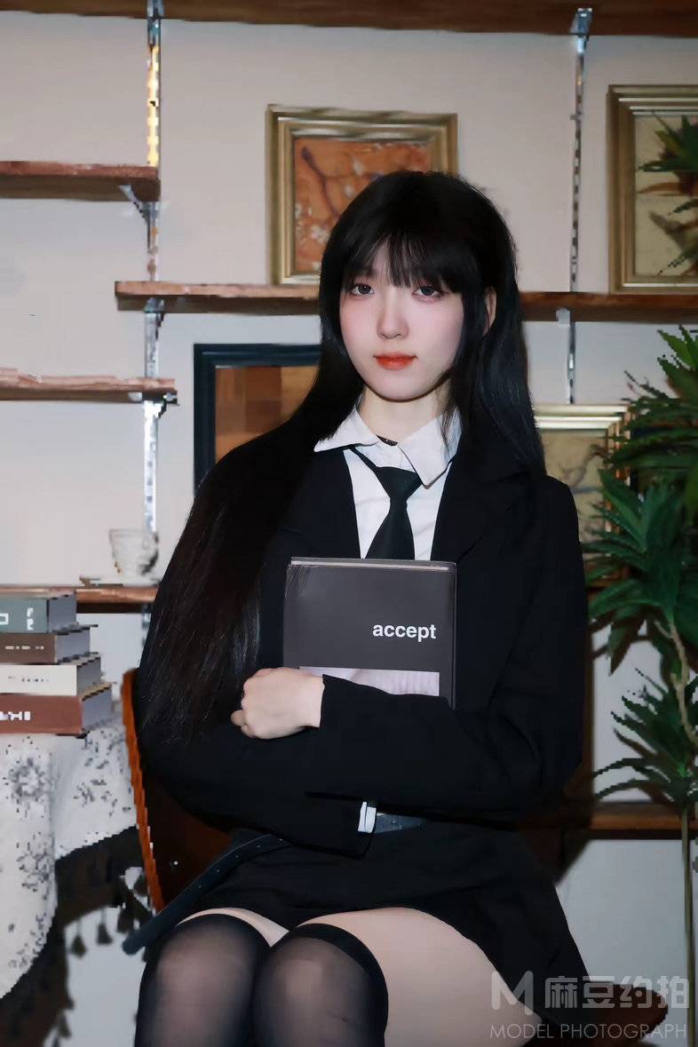 黑白模特