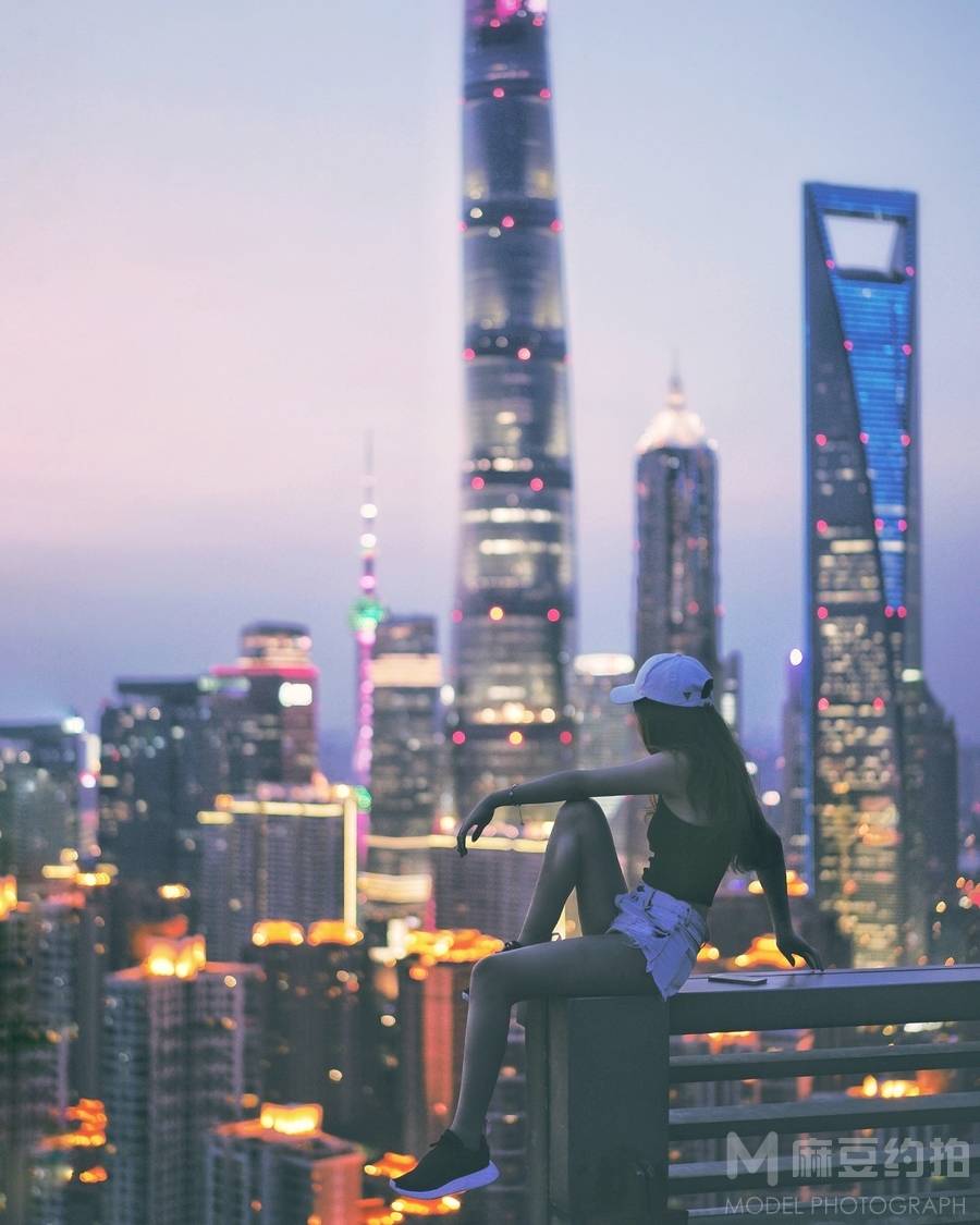 夜景模特