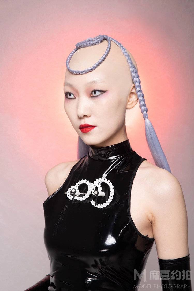 妆容模特