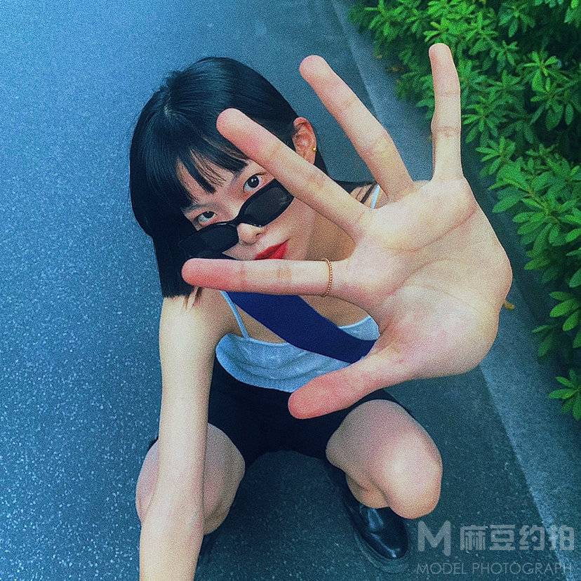 宝丽来模特