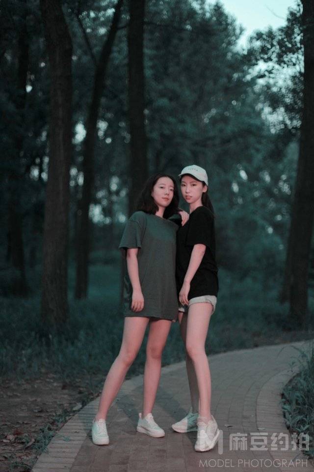 夜景模特
