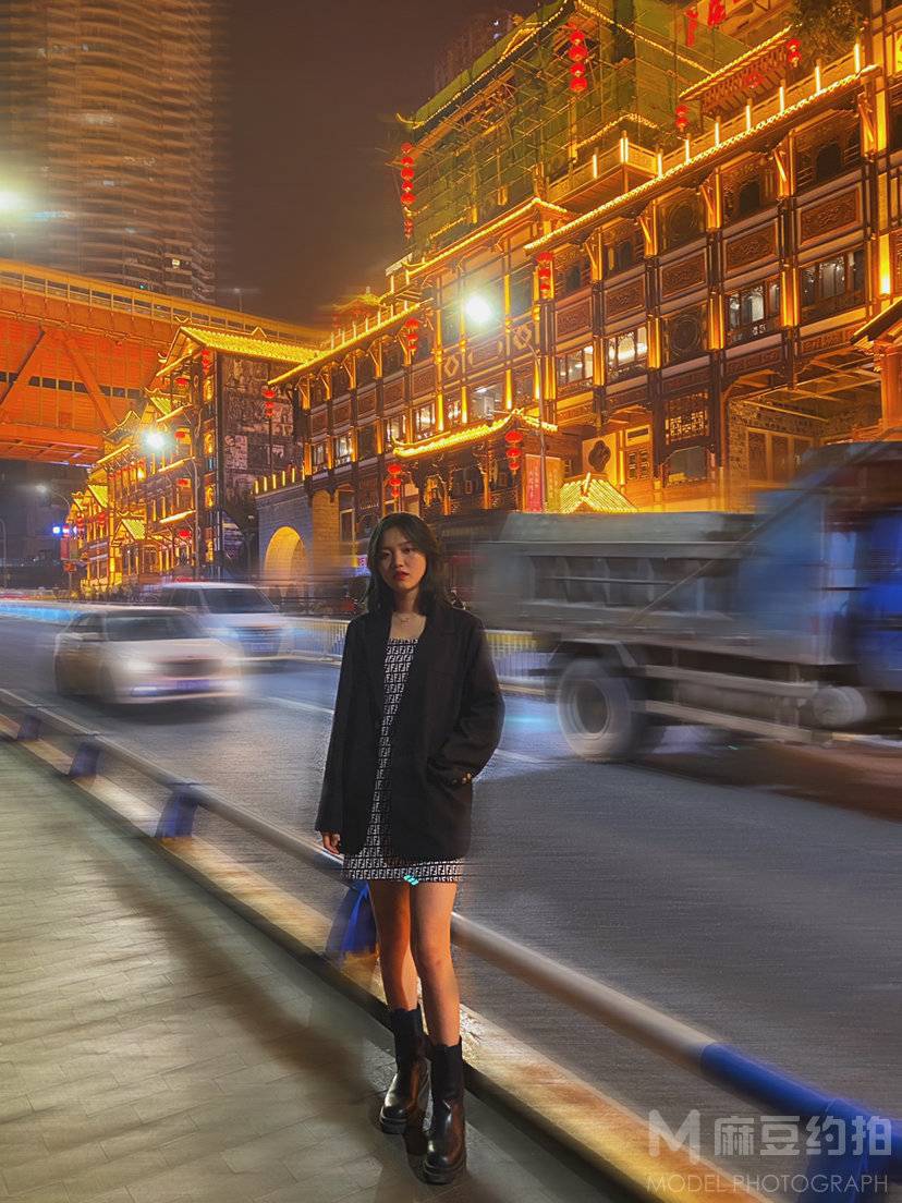 夜景模特
