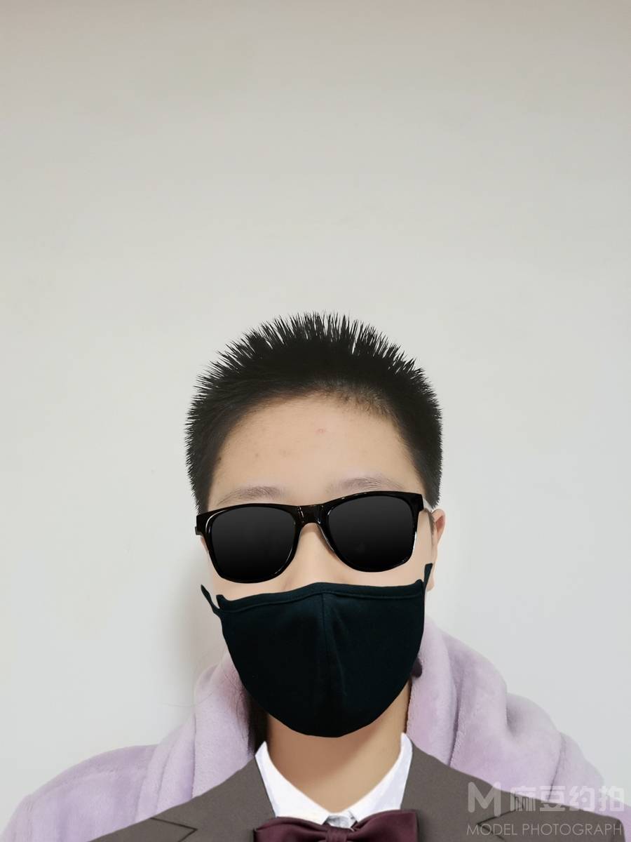 黑白模特