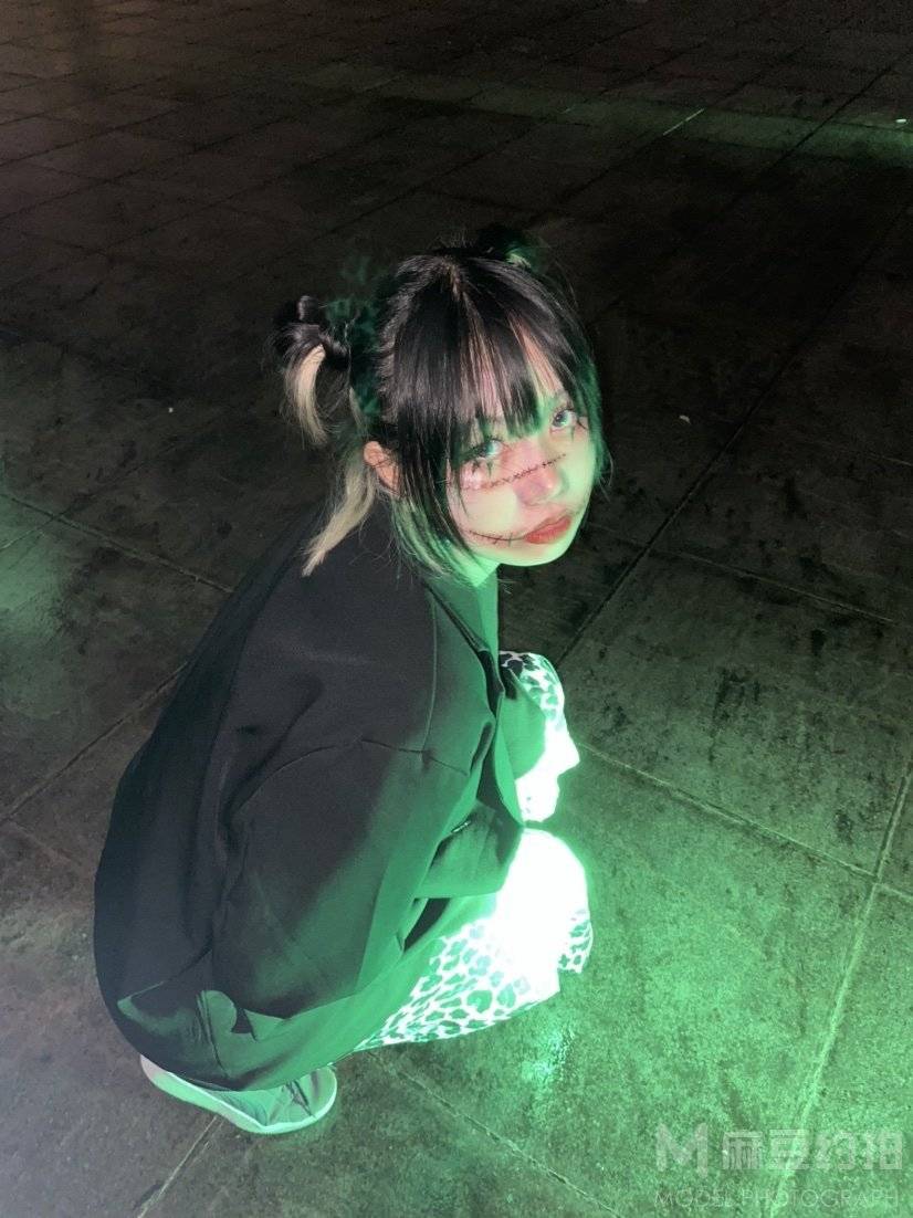 胶片模特