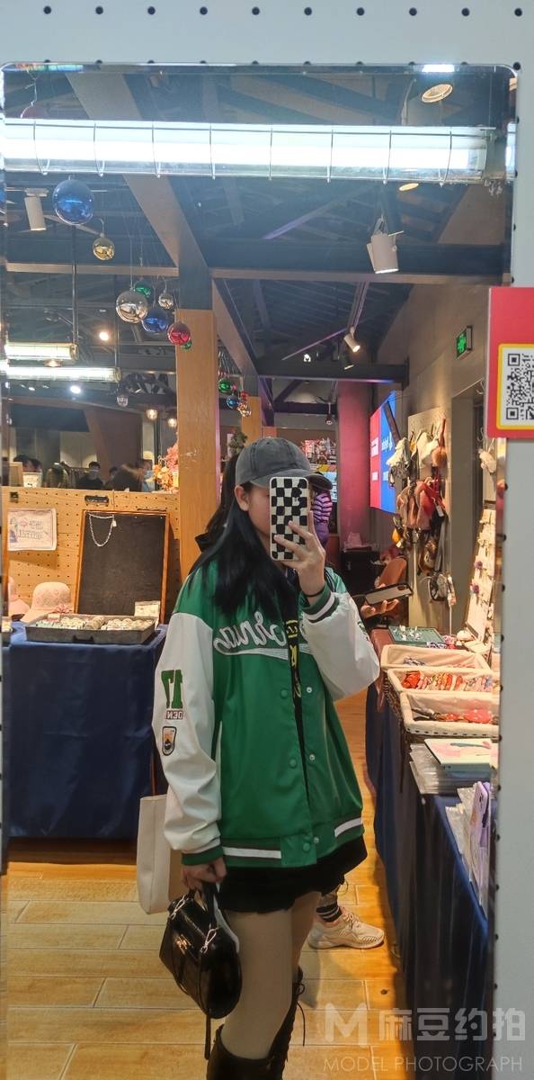 胶片模特