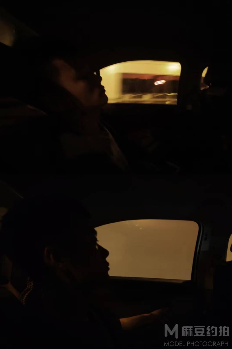 黑白模特