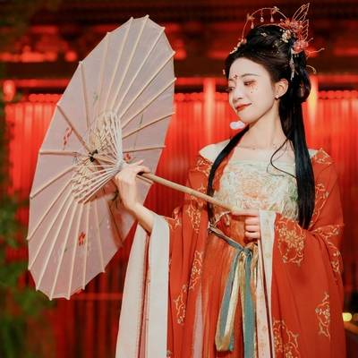 汉服模特