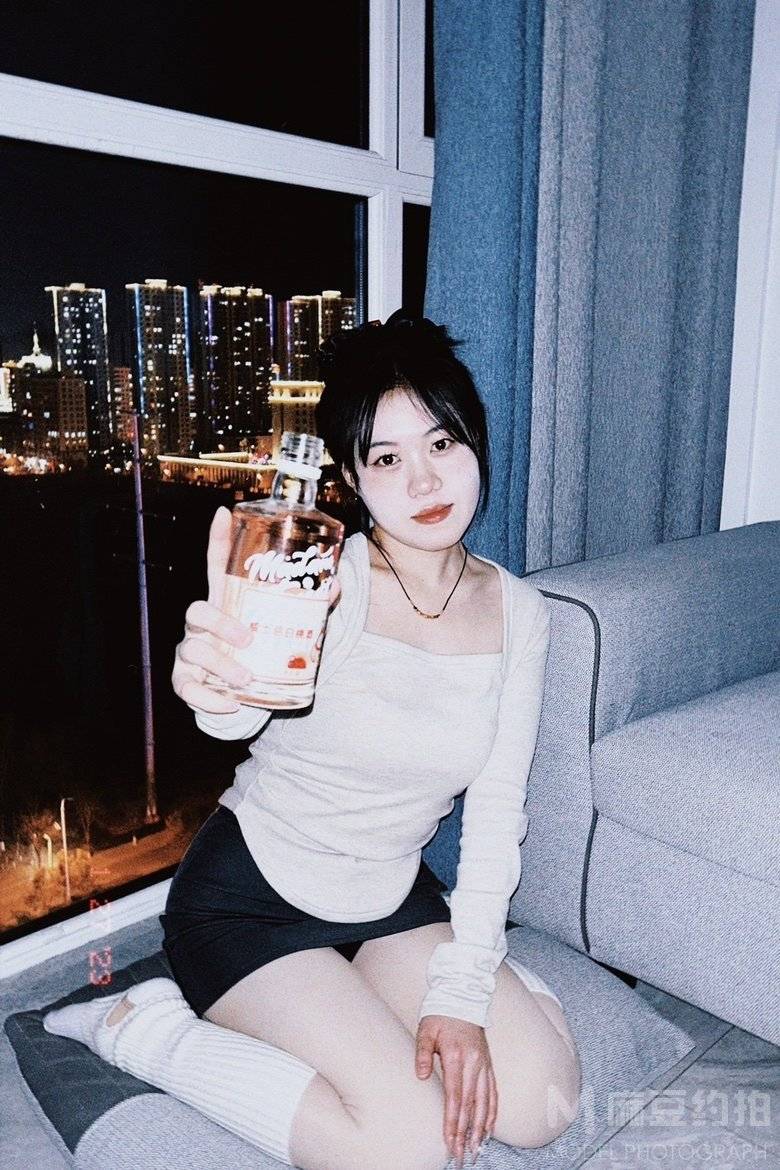 胶片模特
