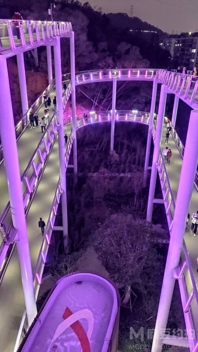 夜景模特