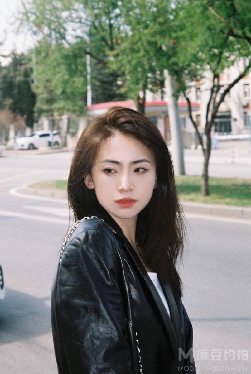 胶片模特