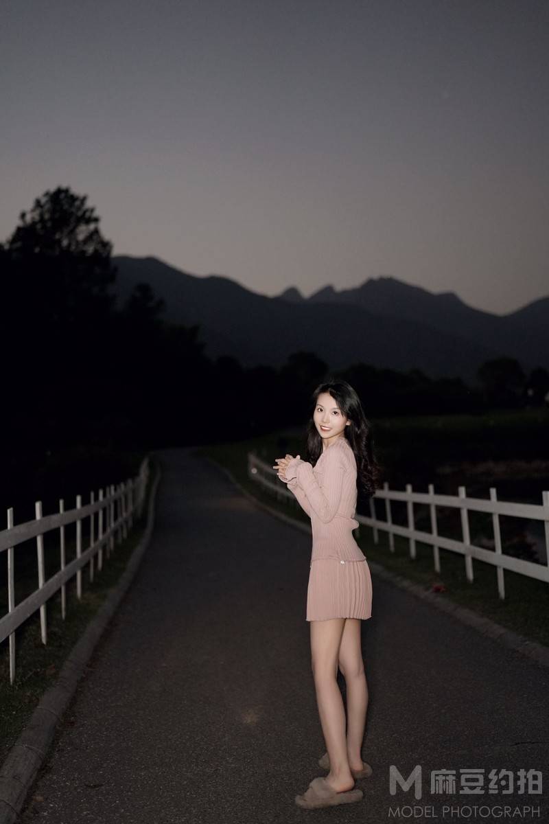夜景模特