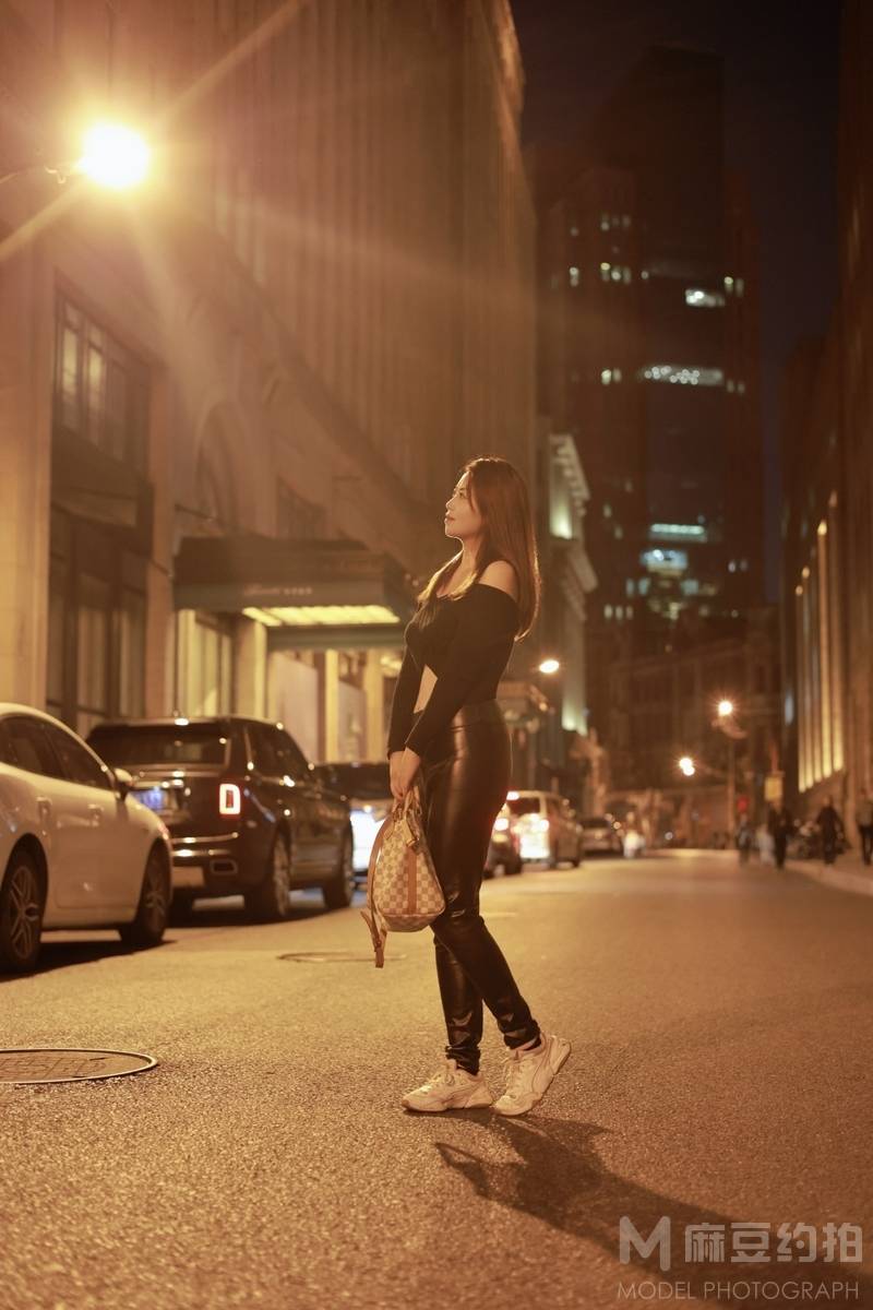 夜景模特