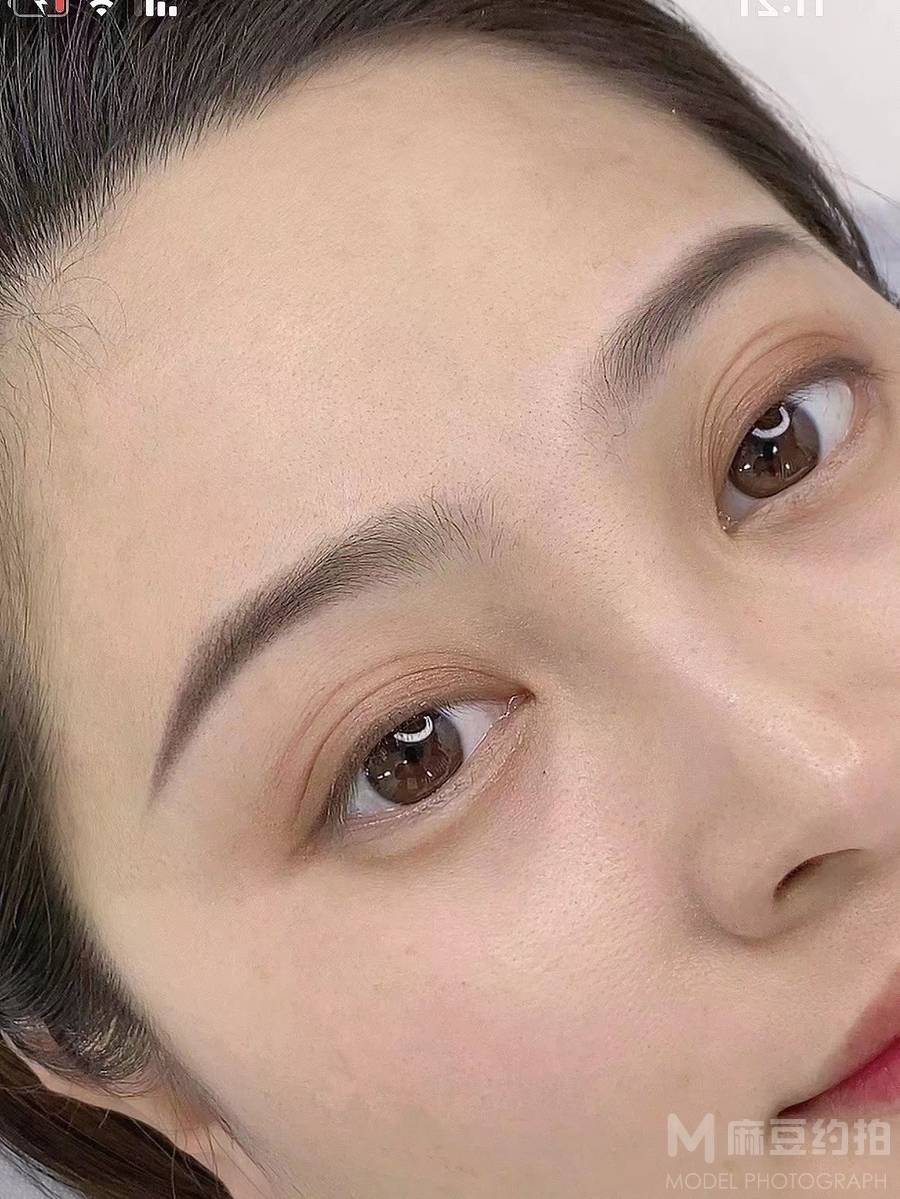 妆容模特
