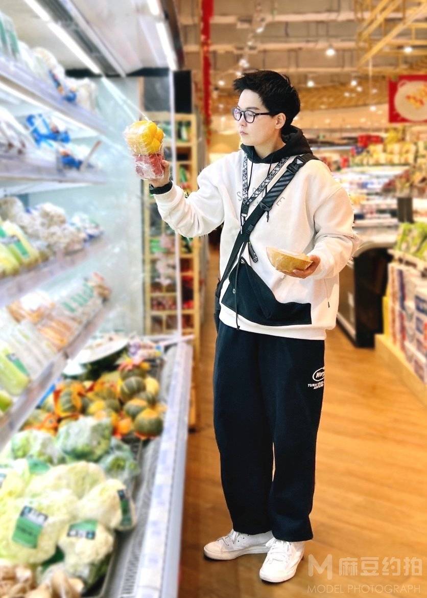校园模特