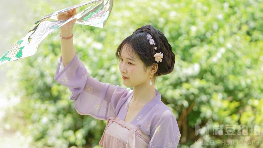 汉服模特