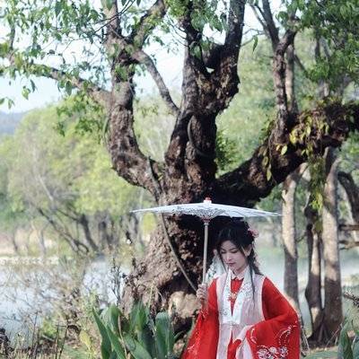 汉服模特