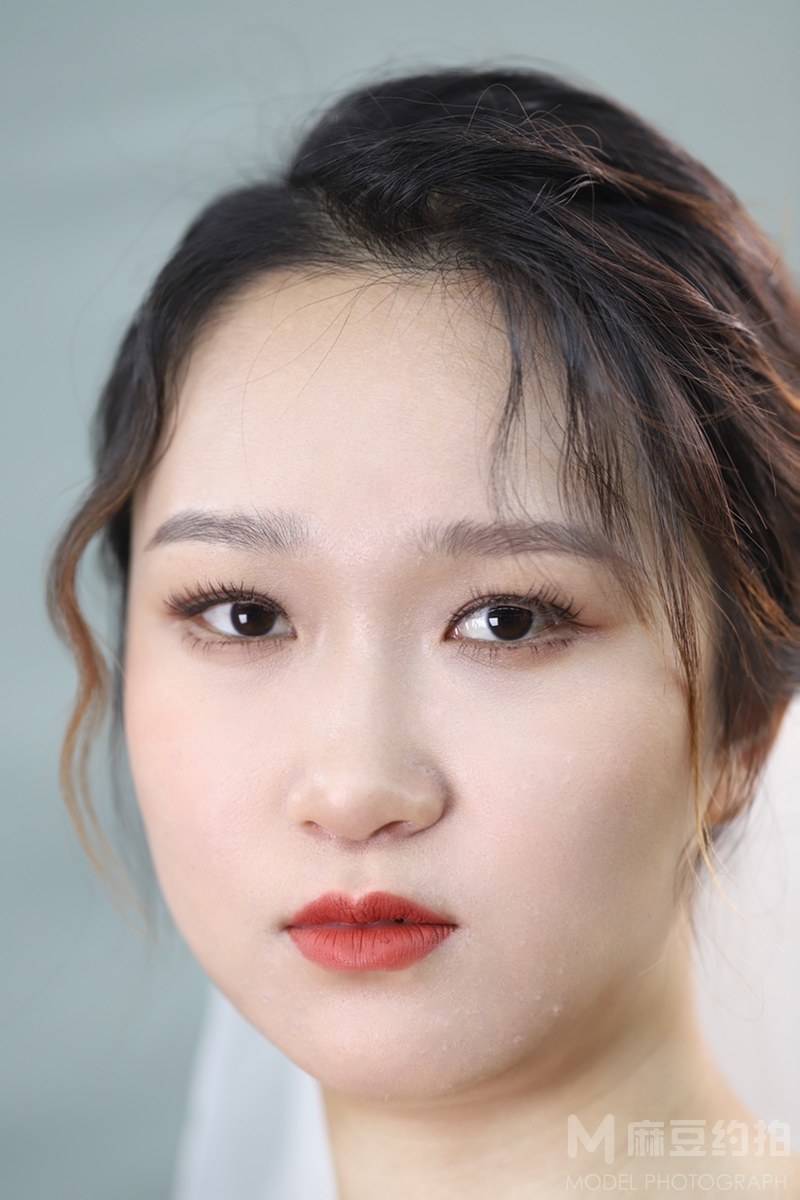 妆容模特
