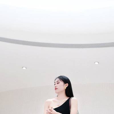 黑白模特
