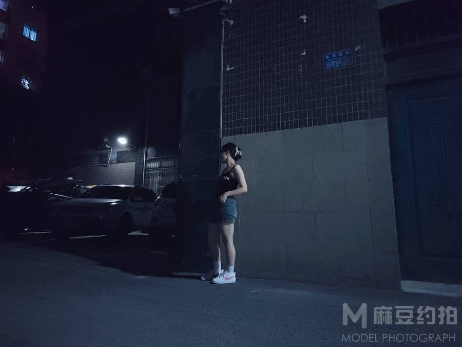夜景模特
