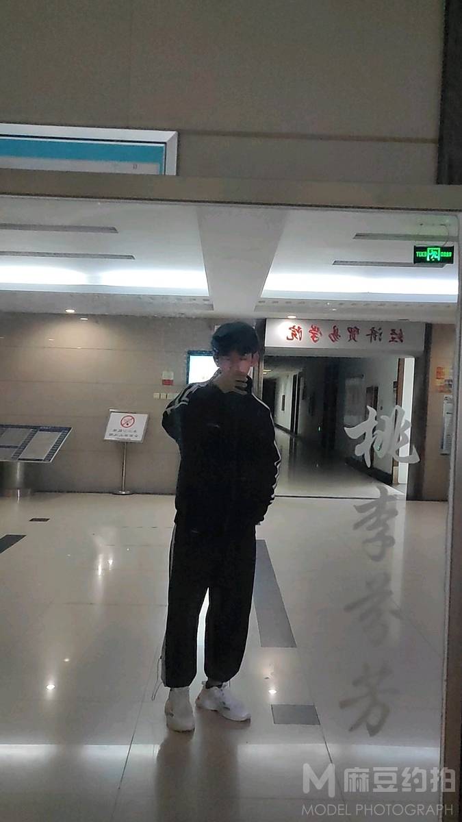 商务模特