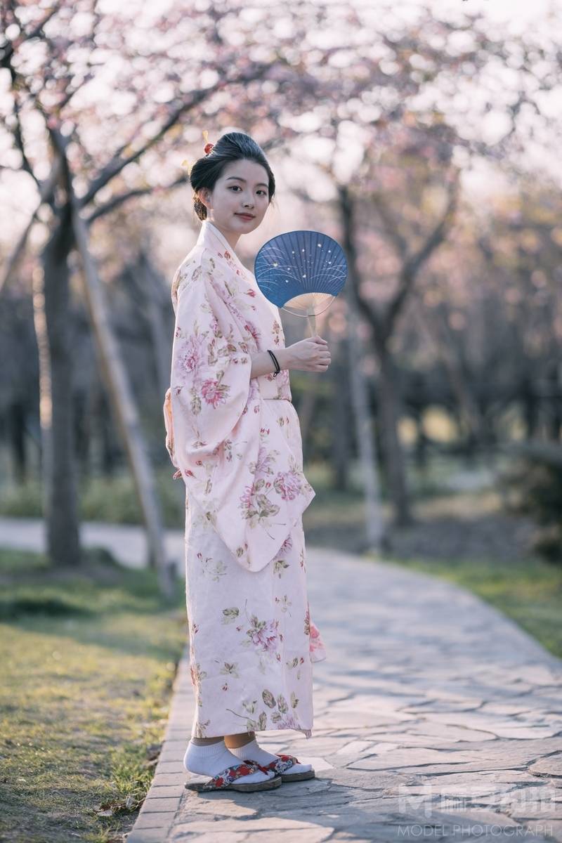 和服模特