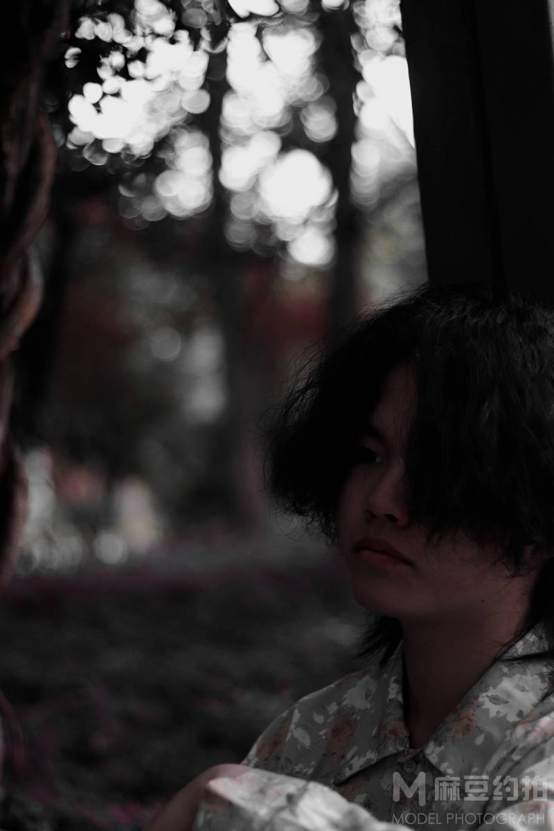 黑白模特