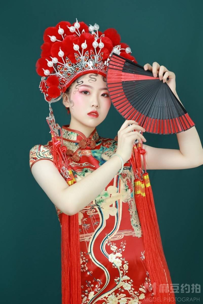 妆容模特