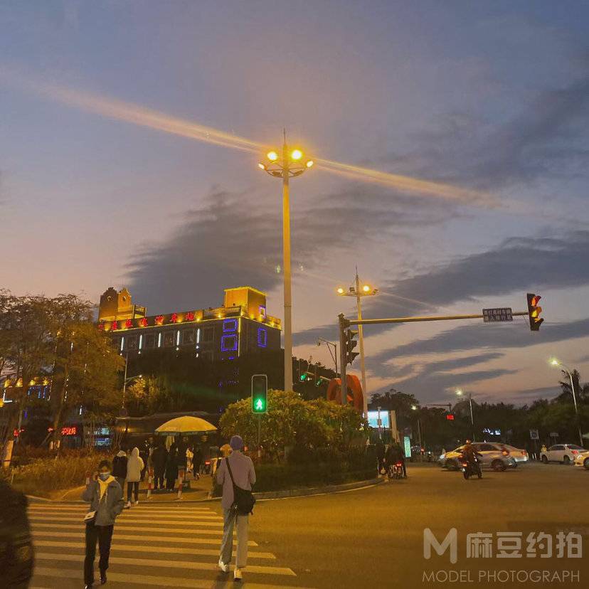 校园模特