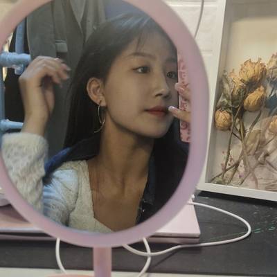 黑白模特