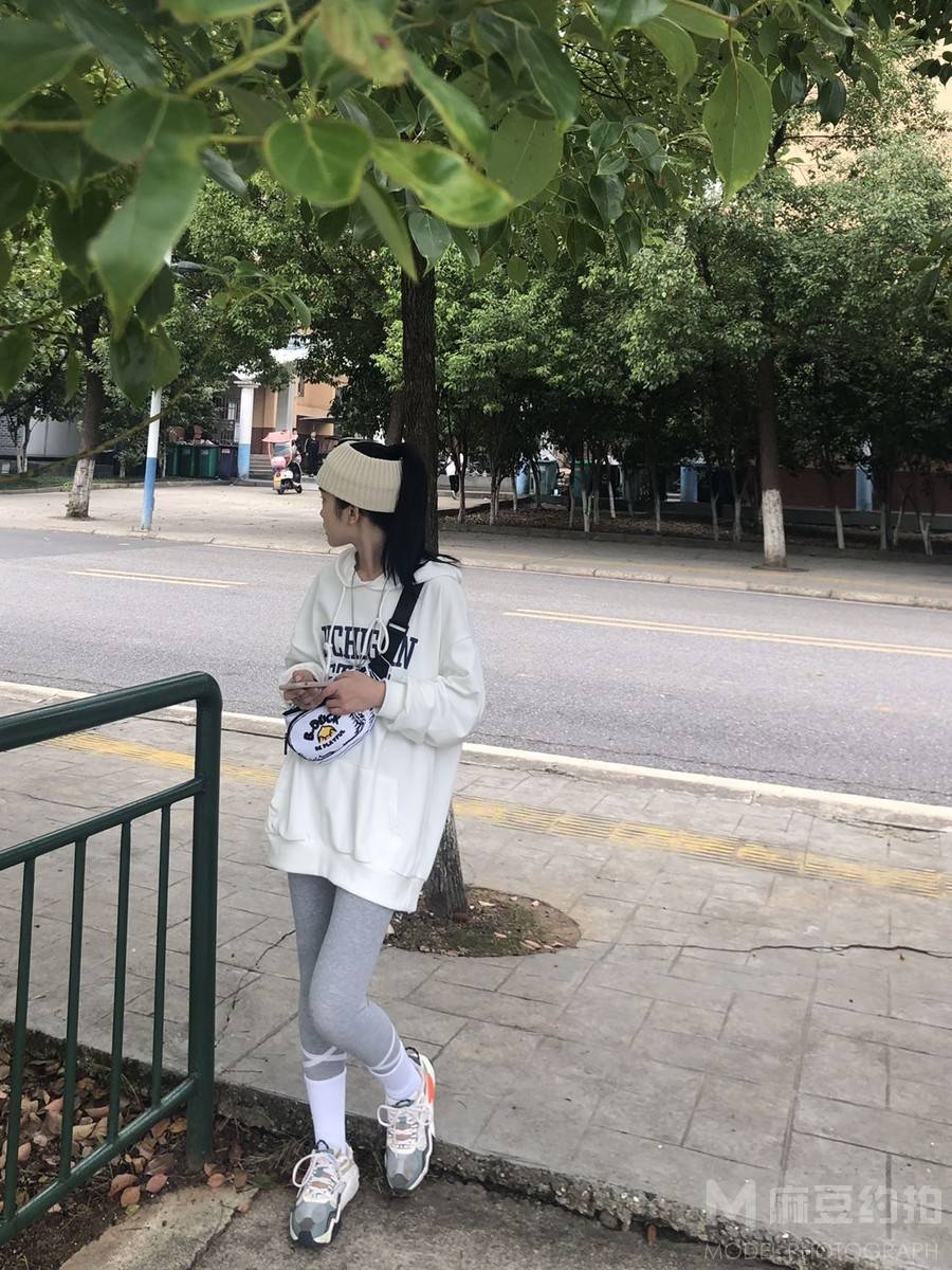 校园模特
