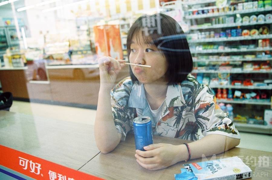胶片模特
