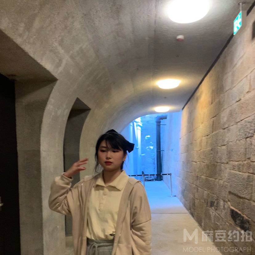 校园模特