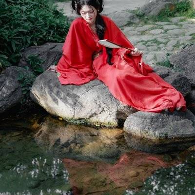 汉服模特