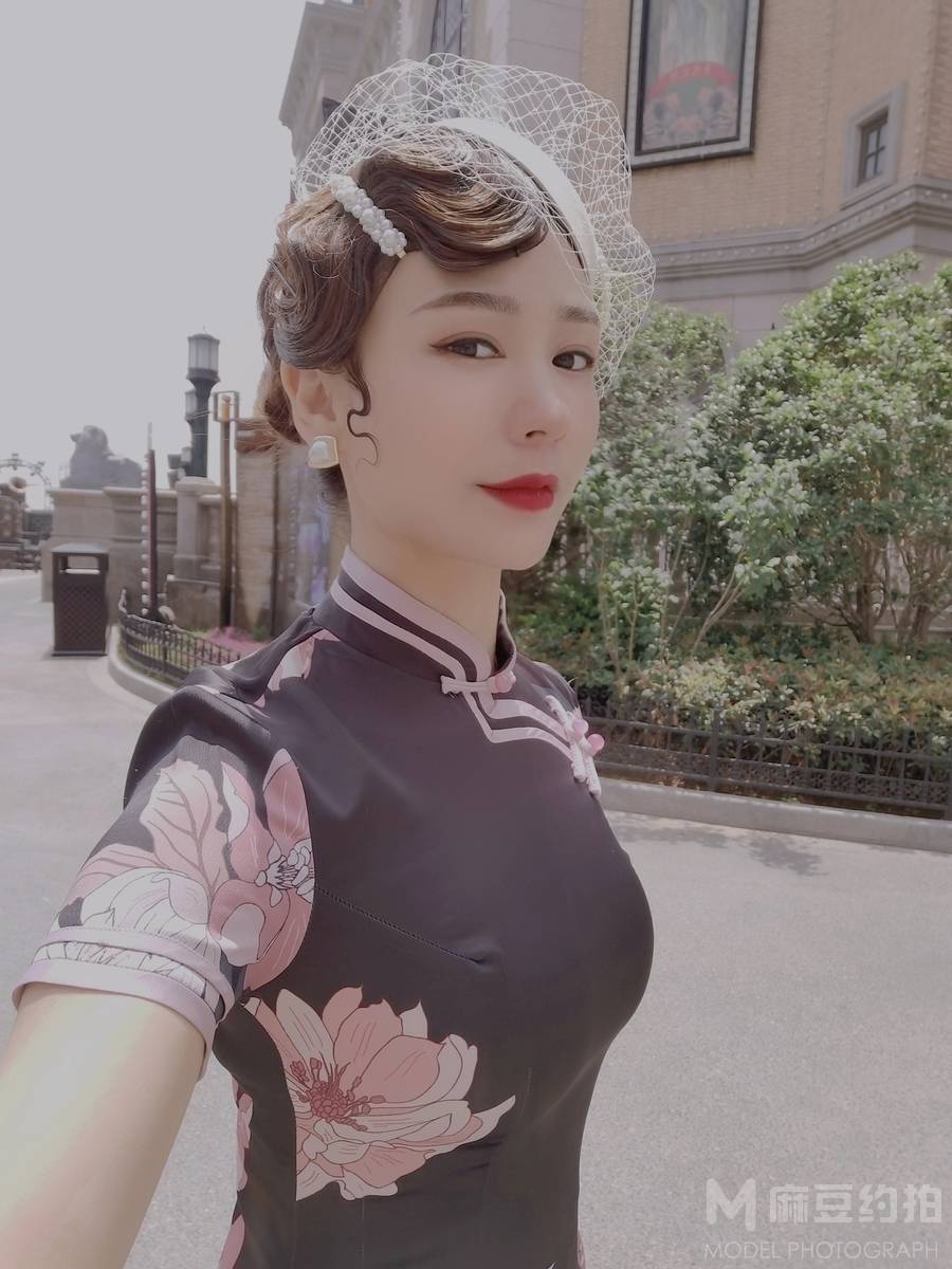 民国模特