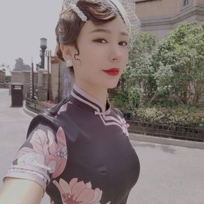 民国模特